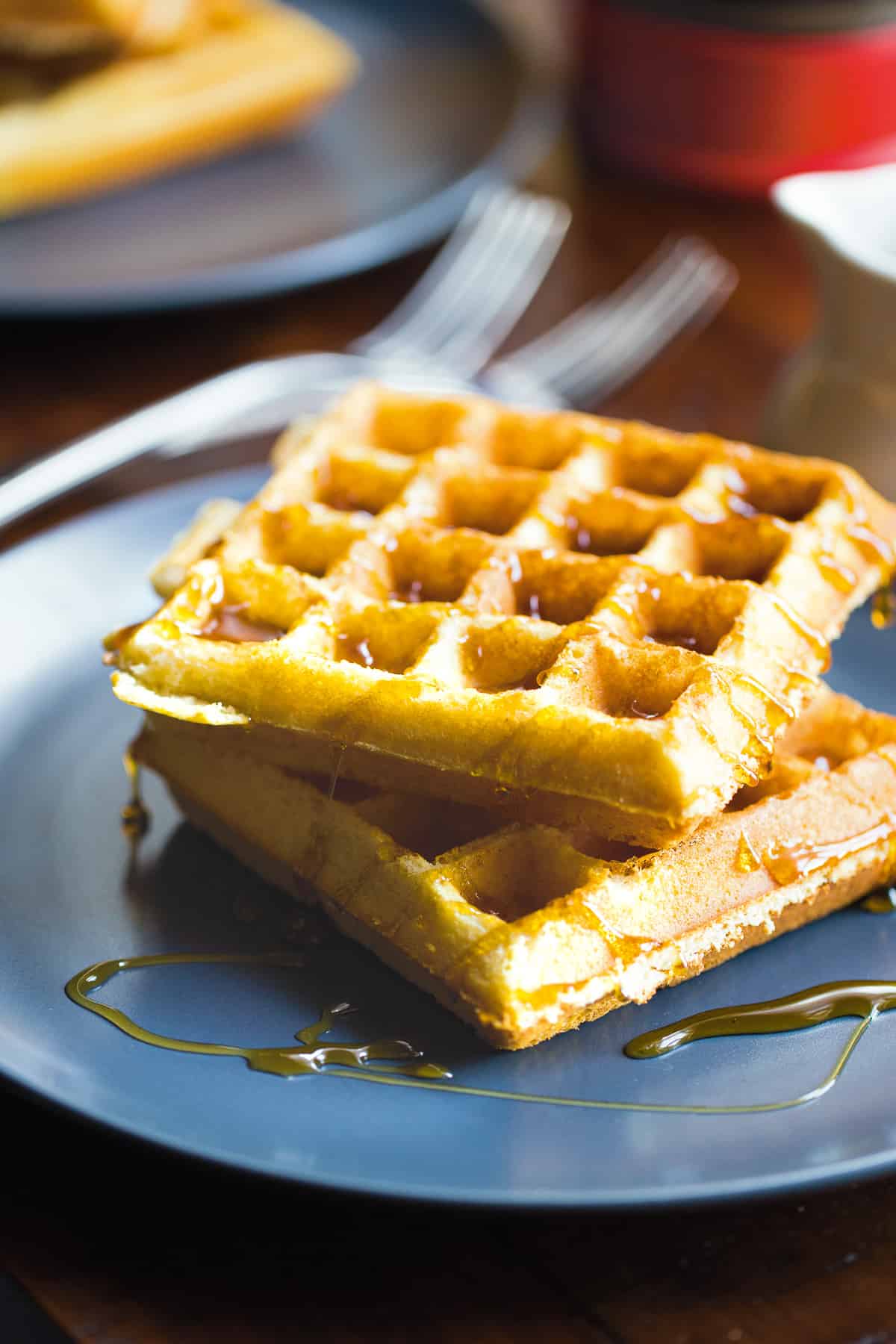 Easy Gluten-Free Almond Flour Waffles: Your Quick & Healthy Breakfast